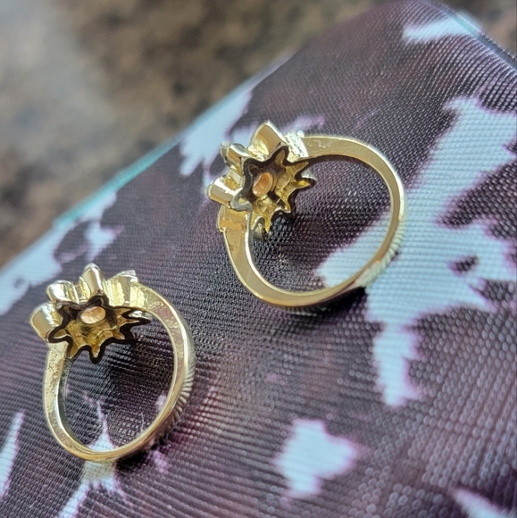 Sunflower Rings - Picture 2 of 5